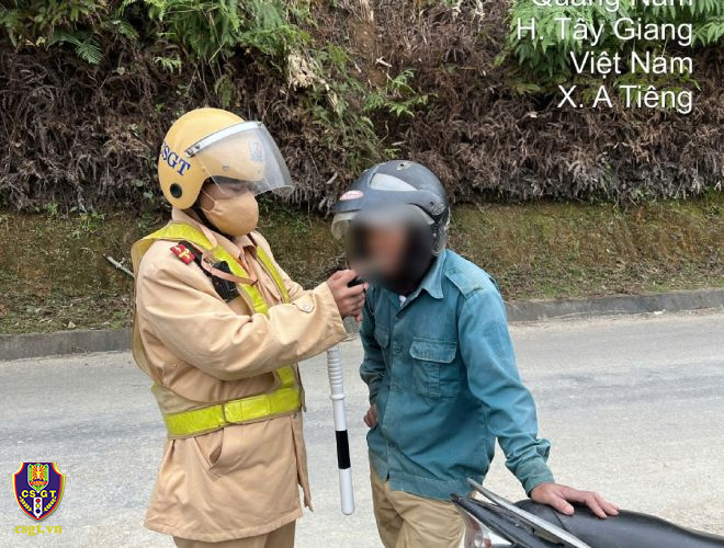 Tăng cường, xử lý nghiêm các trường hợp vi phạm về nồng độ cồn trong đợt cao điểm 