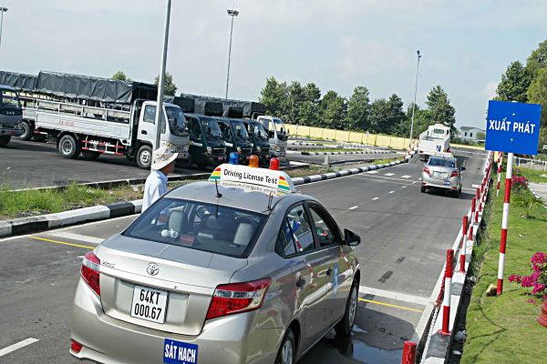  Đổi mới đào tạo, sát hạch, cấp giấy phép lái xe nhằm giảm thiểu tai nạn giao thông trong thời kỳ hội nhập